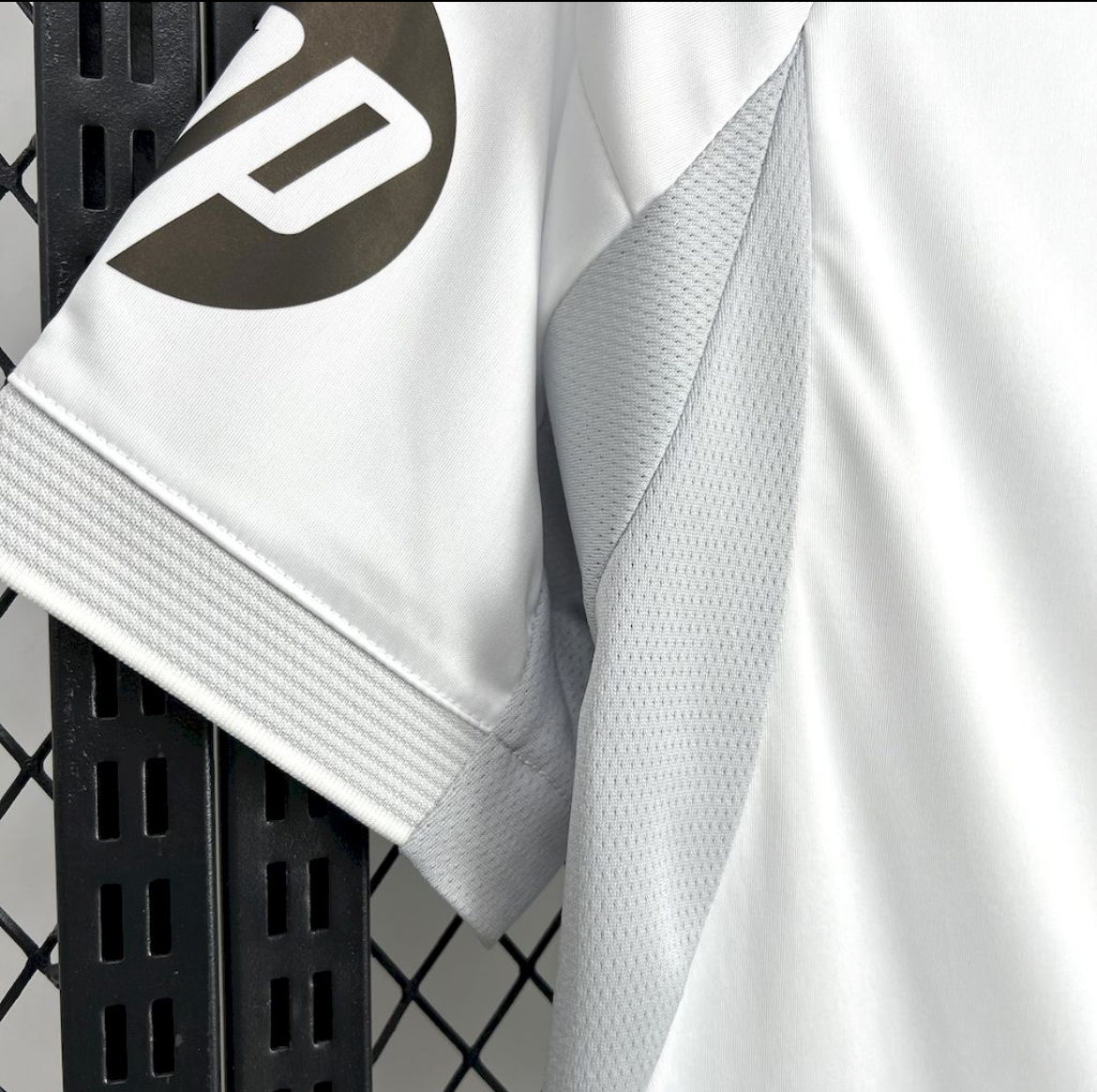 تيشيرت ريال مدريد 