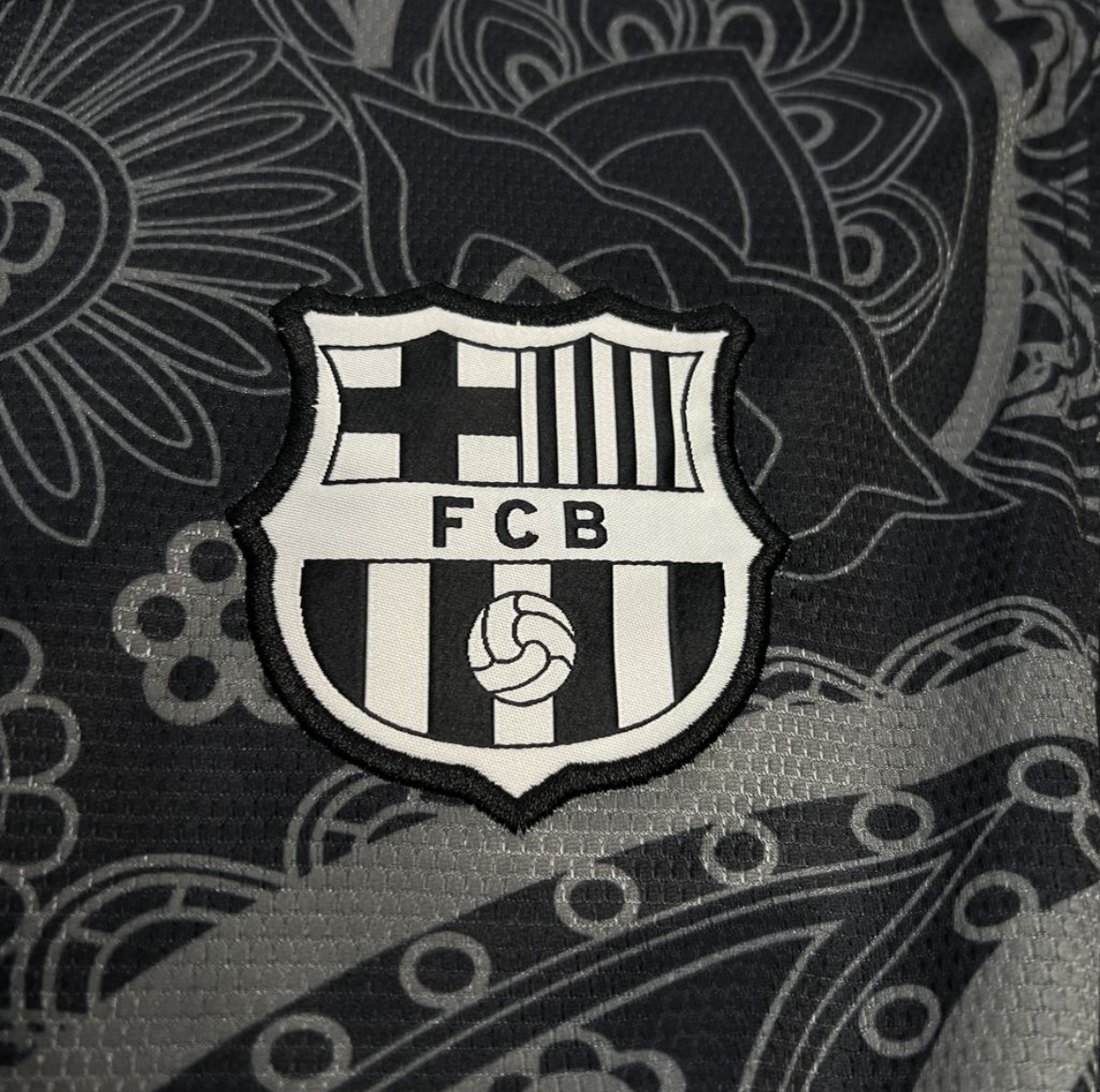 تيشيرت برشلونة 