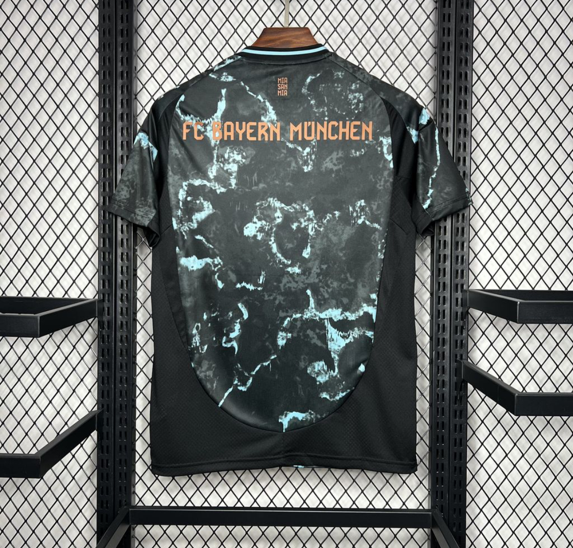 تيشيرت بايرن ميونيخ 