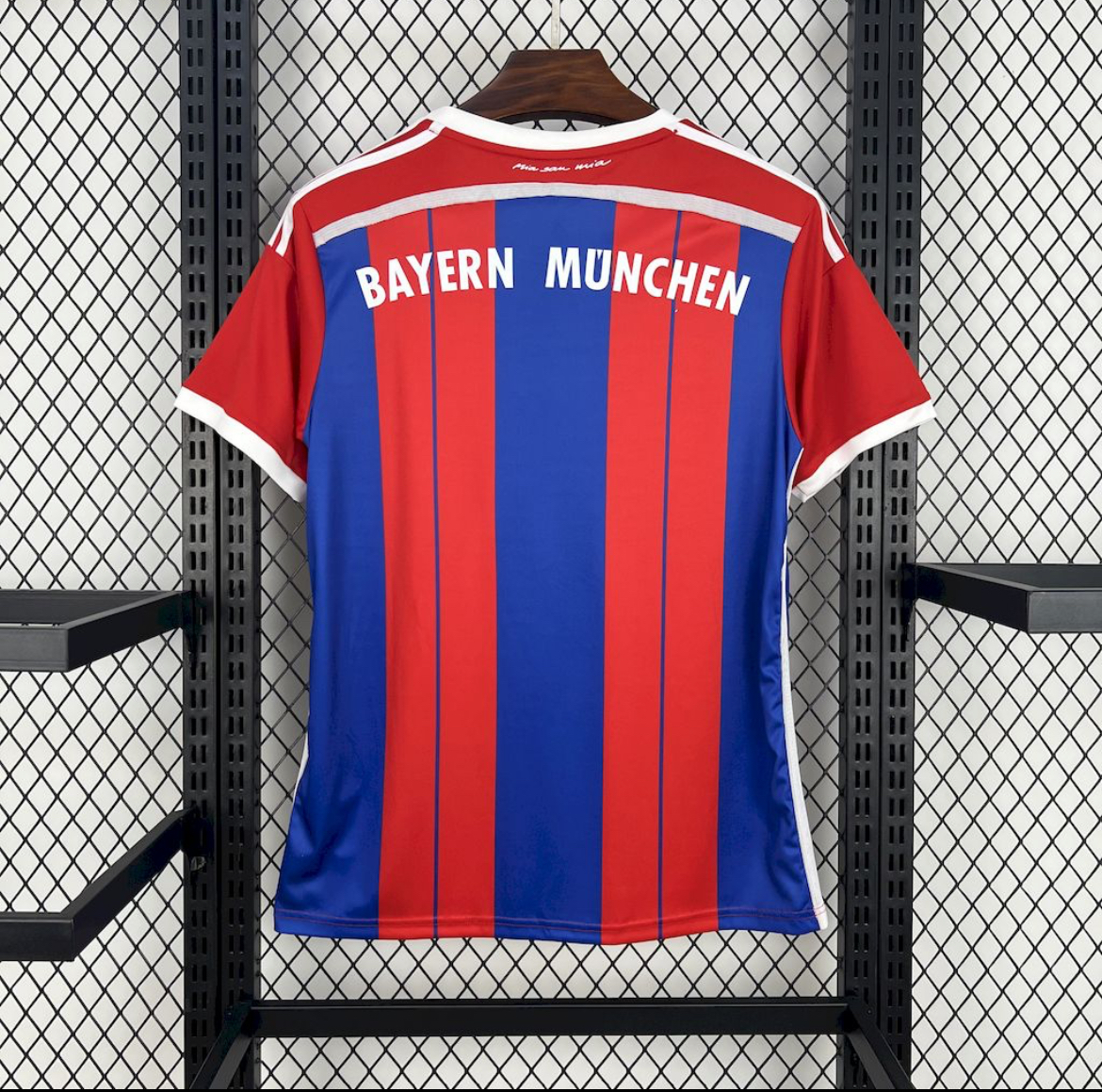 تيشيرت بايرن ميونيخ 
